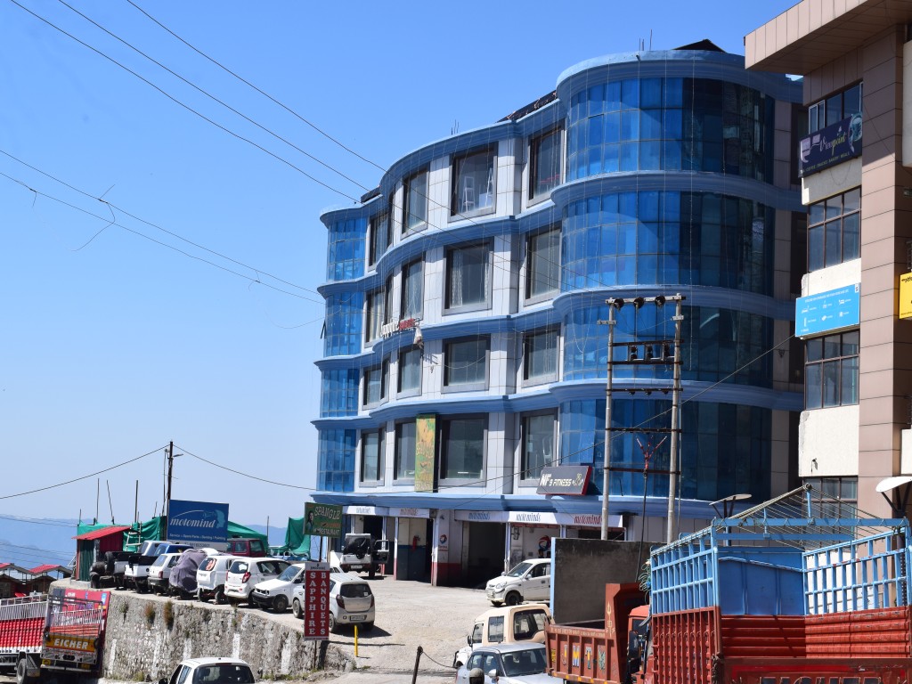 COMMERCIAL BUILDING OF PRAKASH DOGRA