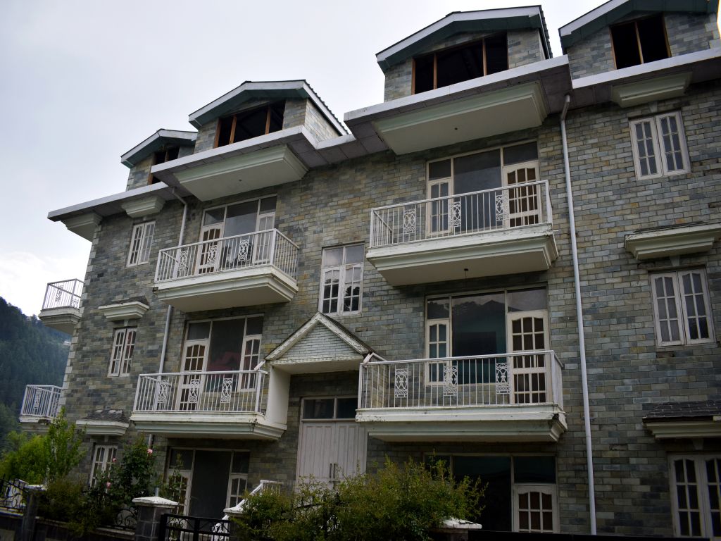 RANJAN CHAUHAN BUILDING