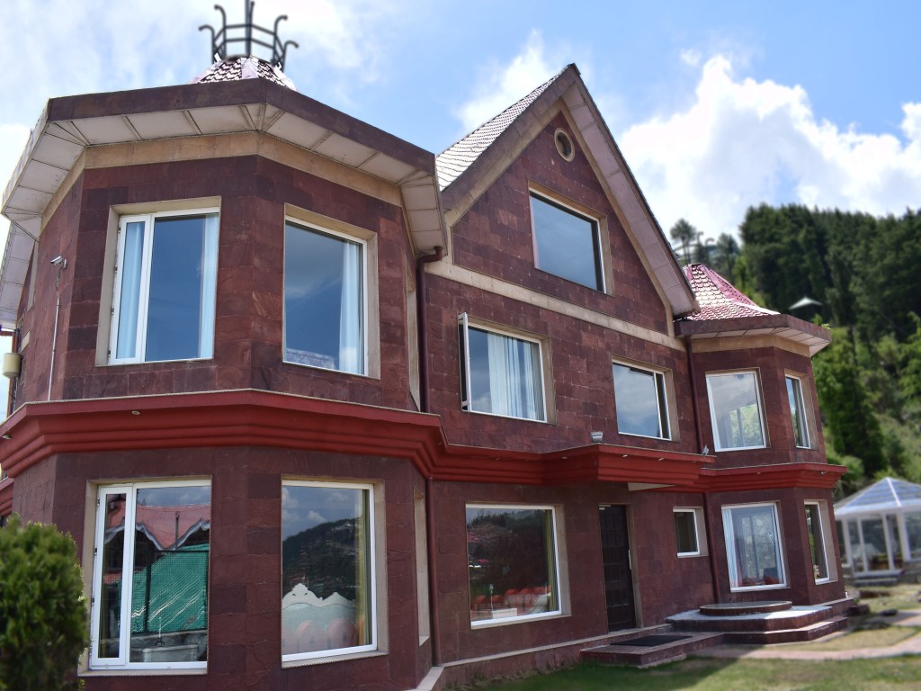 COTTAGE OF MINAKSHI BHASIN AT FAGU, SHIMLA