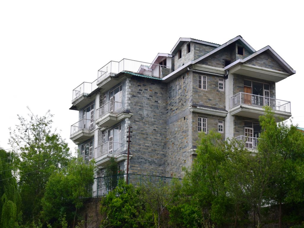 RANJAN CHAUHAN BUILDING