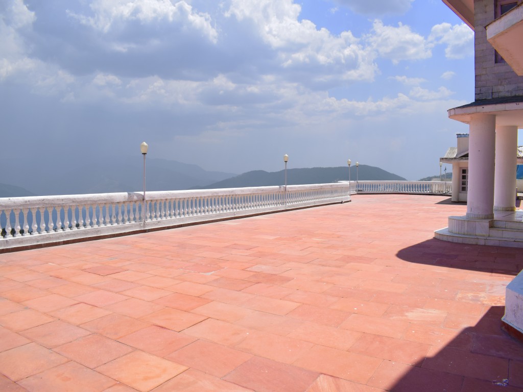 HOUSE OF SH SURESH THAKUR AT THEOG