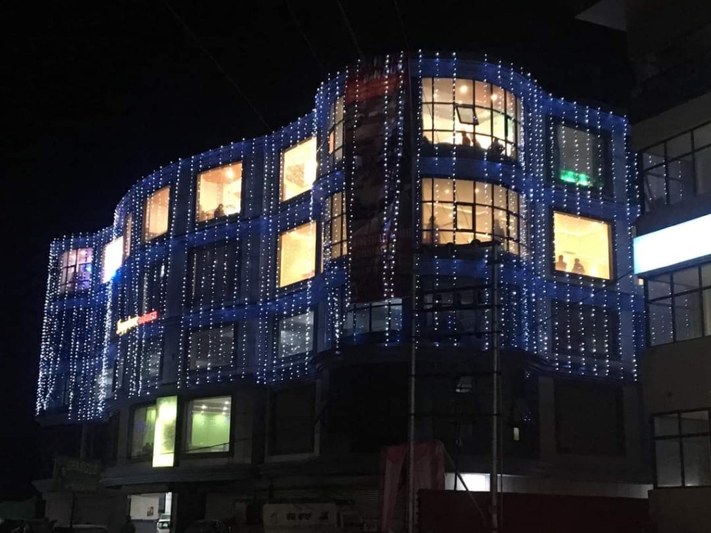 COMMERCIAL BUILDING OF PRAKASH DOGRA