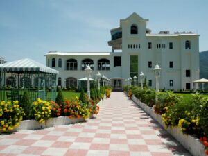 CLUB MAHINDRA KANDAGHAT