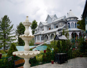 luxury villa in himachal pradesh